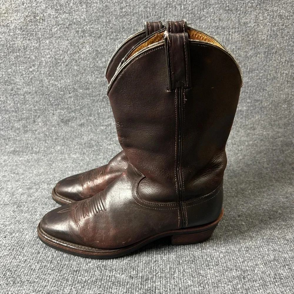 Chippewa Boots Mens Size 11 EE Brown Leather Western Toe Pull On Vibram 20012